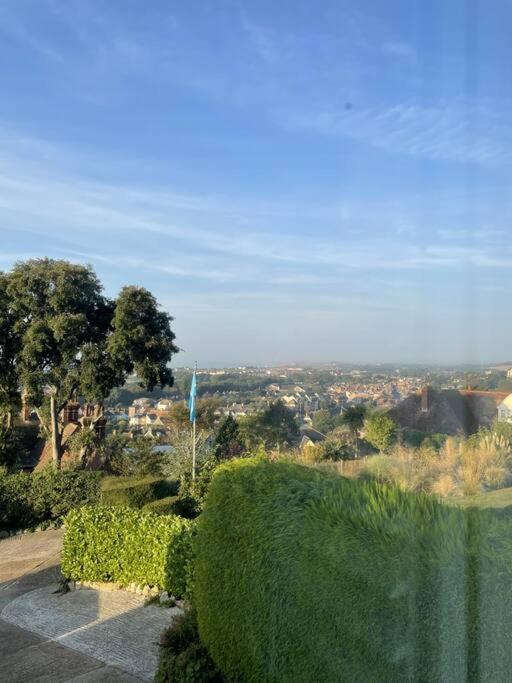 הוילה The Bolt Hole Hythe Panoramic Coast And Sea Views מראה חיצוני תמונה
