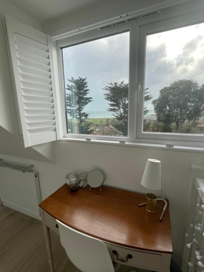 הוילה The Bolt Hole Hythe Panoramic Coast And Sea Views מראה חיצוני תמונה